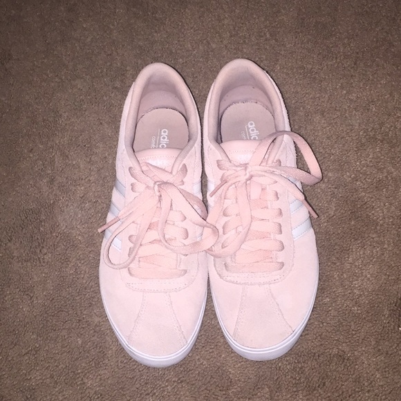 Le adidas neo courtset luce scarpe rosa poshmark Le adidas neo courtset luce scarpe rosa poshmark